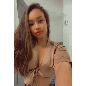 Meet your Posher, Sandy